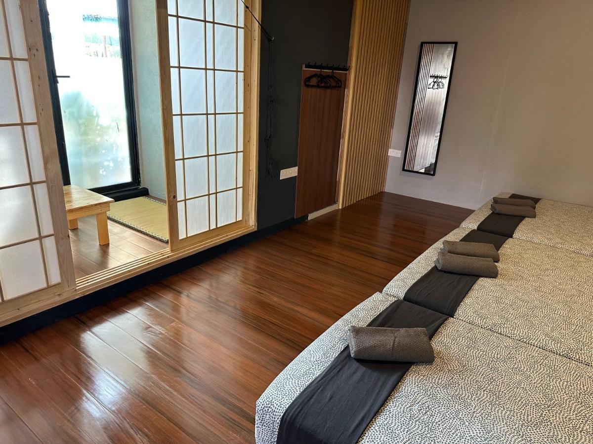 Tatami D'Tepi Laut - Pangkor Island Villa Kampong Sungai Udang Exteriör bild